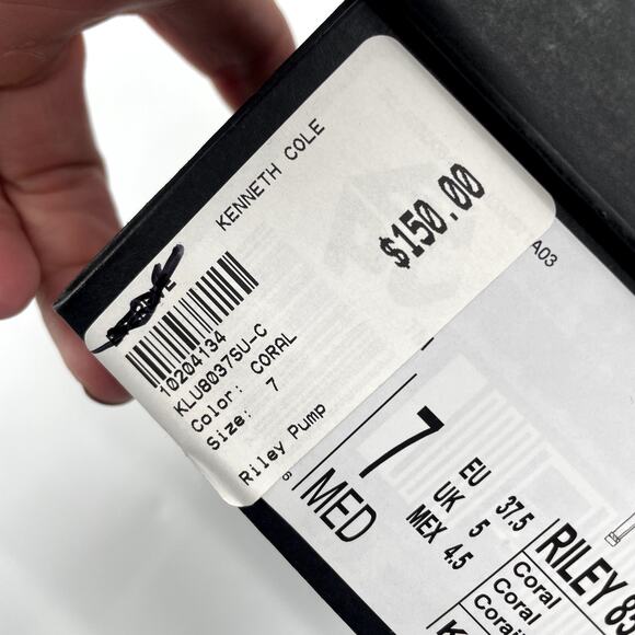 KENNETH COLE New In Box Riley 85 Pump in Coral // 7 - Picture 13 of 14